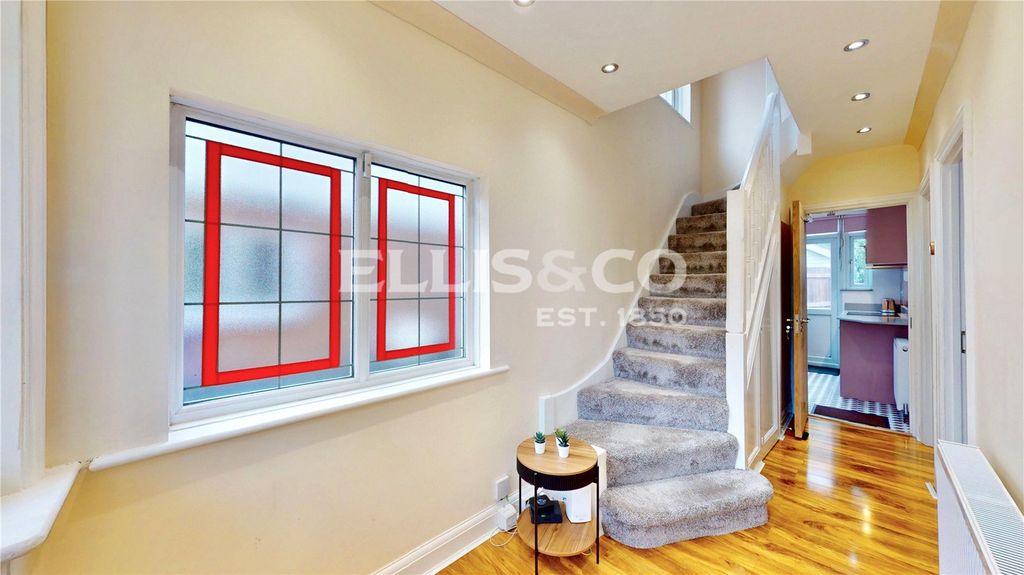 Property photo 2 of 21 Picture No. 47
