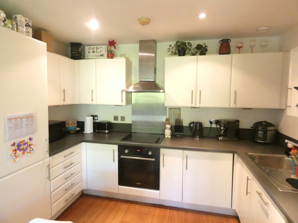 Property photo 3 of 14