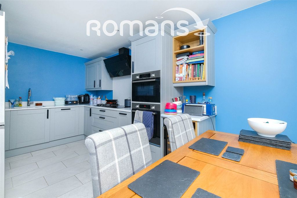 Property photo 3 of 9 Property Image