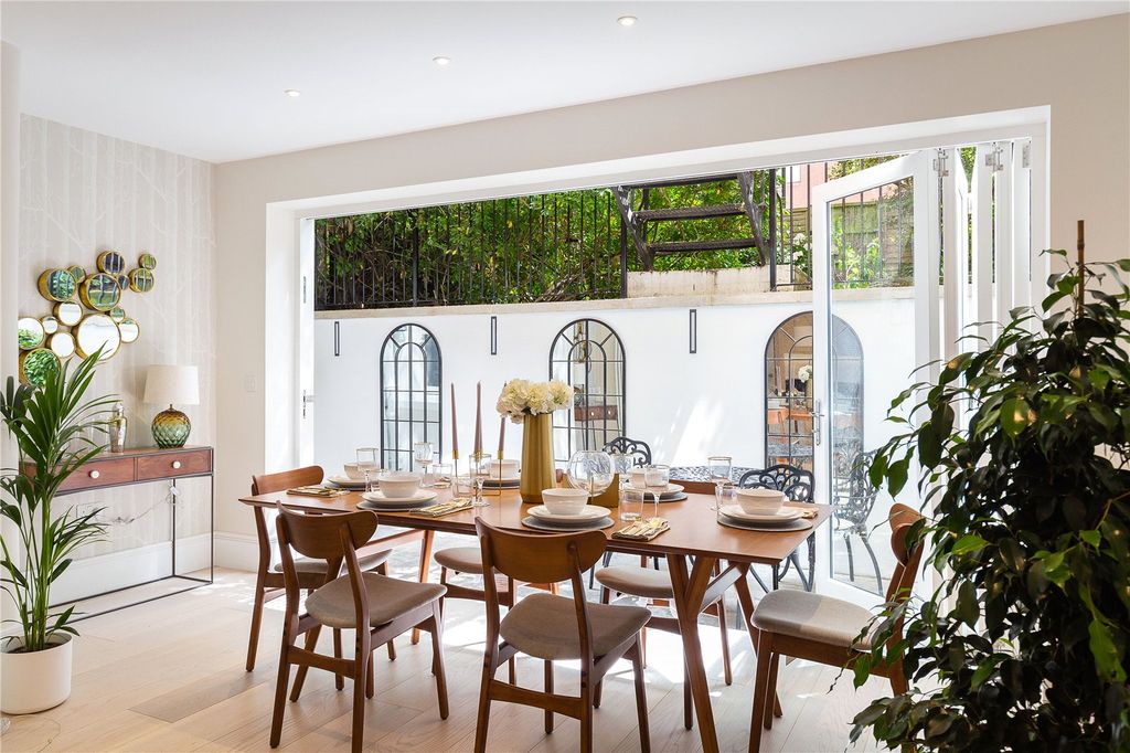 Property photo 1 of 10 Dining Space