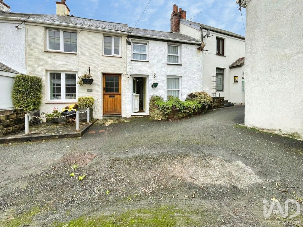 Property photo 2 of 16