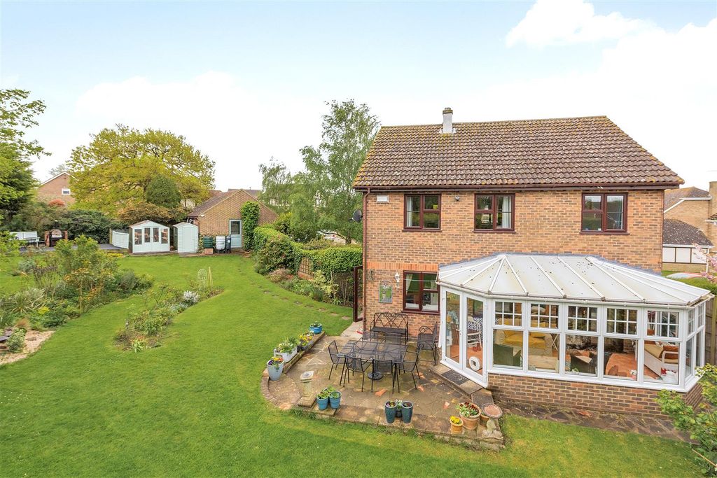 Property photo 1 of 24