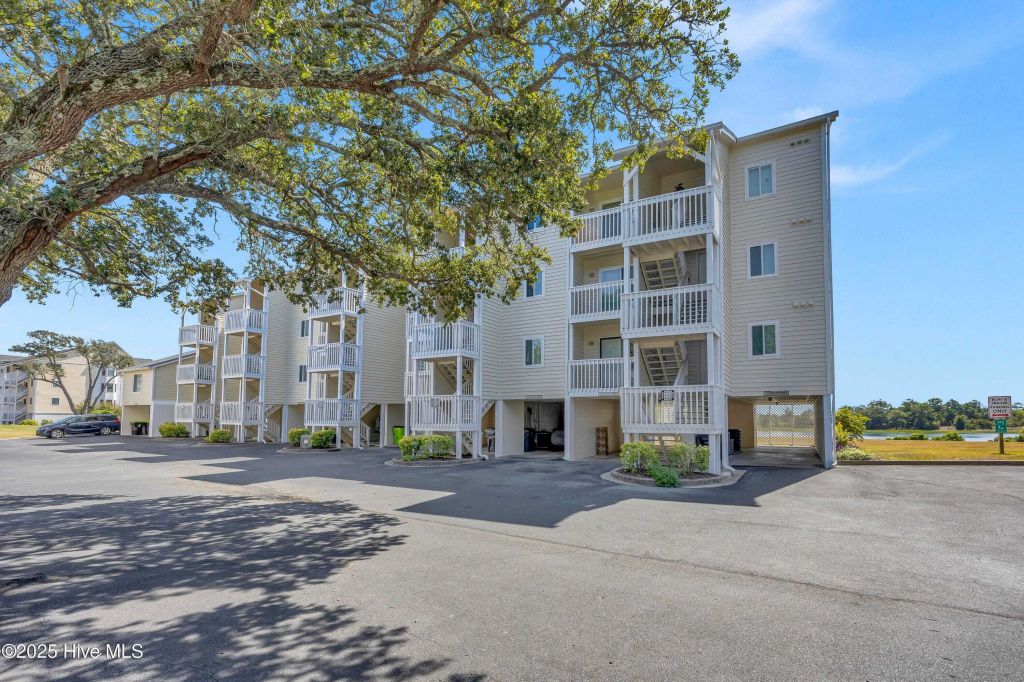 Property photo 1 of 30