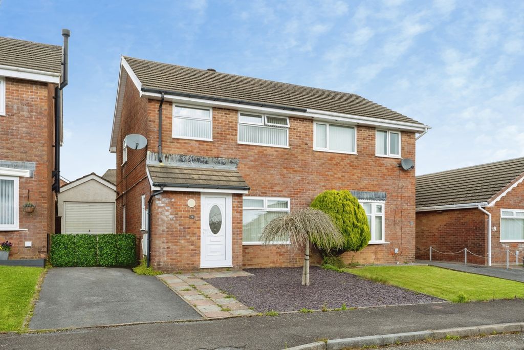 Property photo 1 of 20 Pbox-Img.Jpg