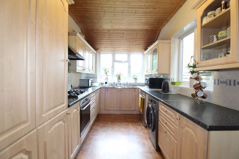 Property photo 2 of 44 Photo 15