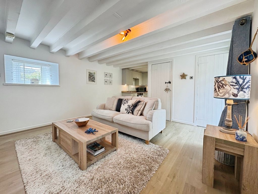Property photo 3 of 16 5369439