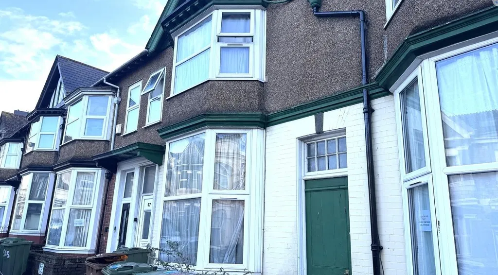 North Road East, Plymouth PL4 – pohled 3