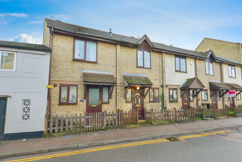 Property photo 1 of 9 Front