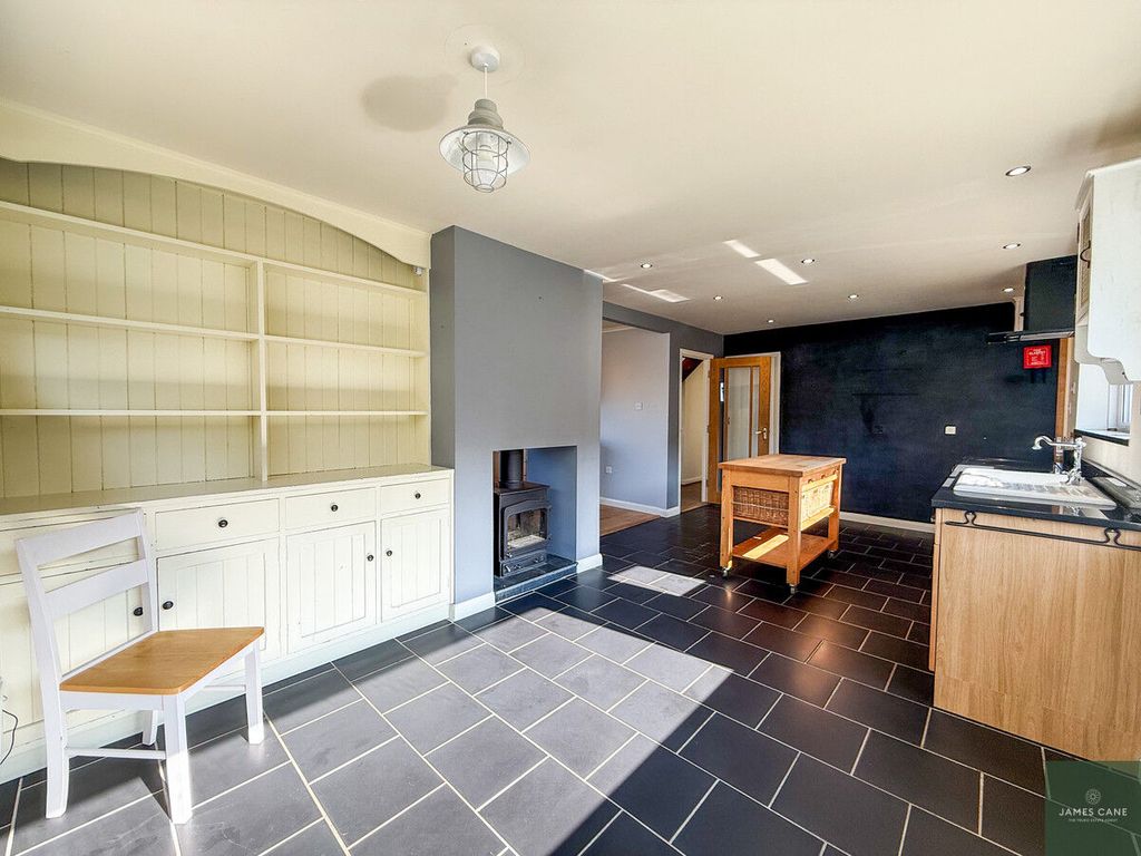 Additional image 11 of 4 bed detached bungalow for saleStation Road, Perranporth TR6
