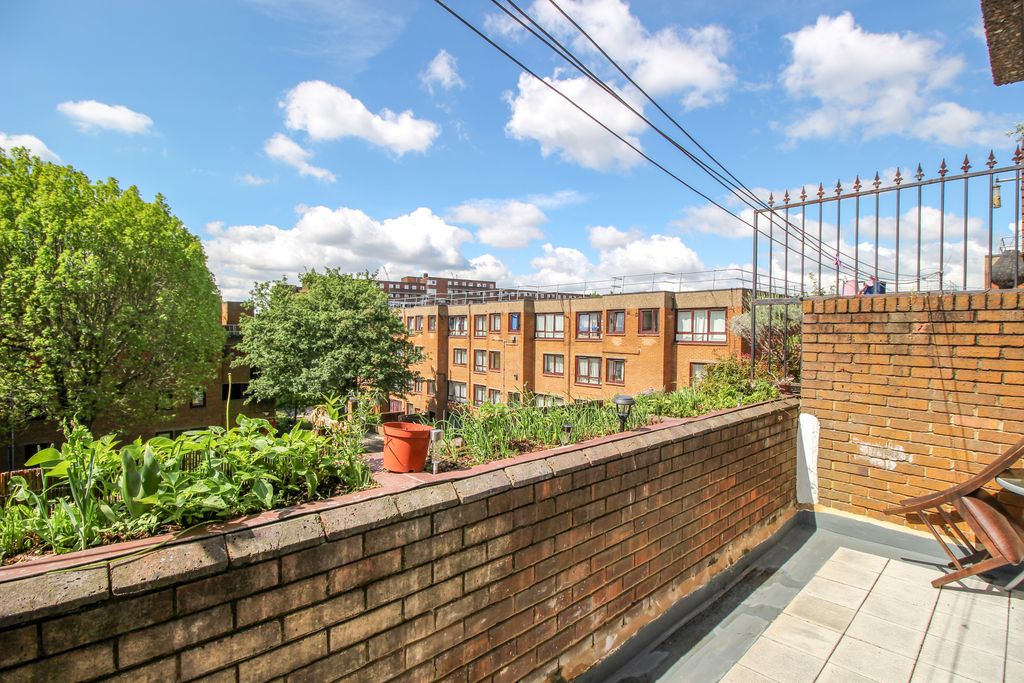 Property photo 2 of 15