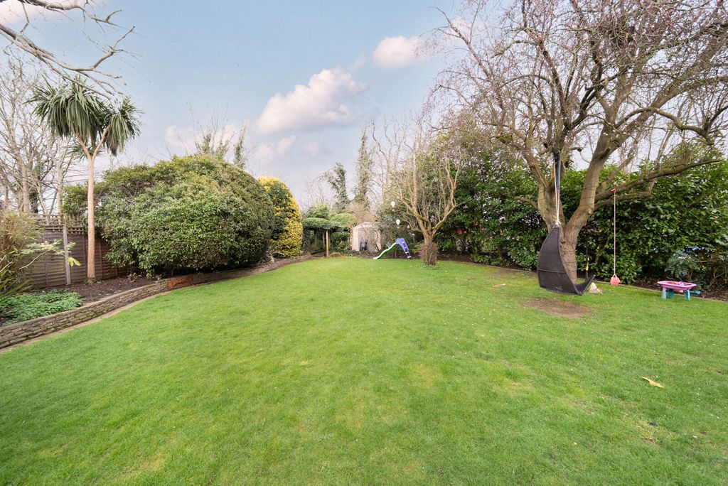 Property photo 3 of 16 1-699060Bb53d92-1...