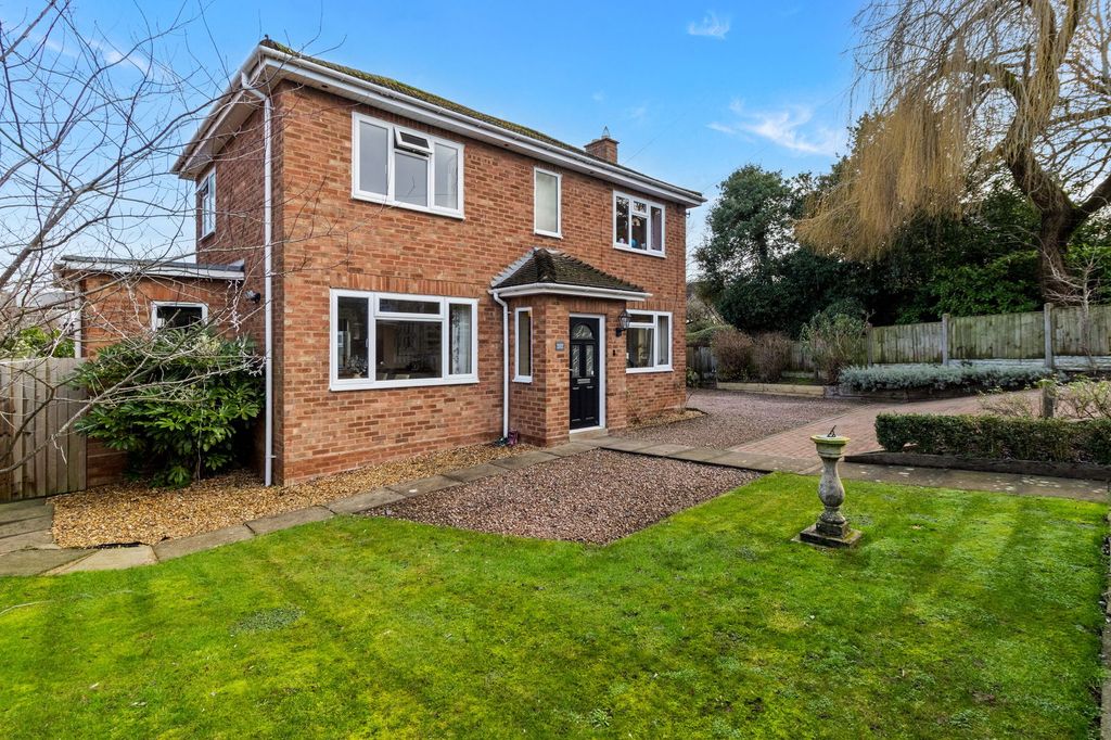 Property photo 3 of 26