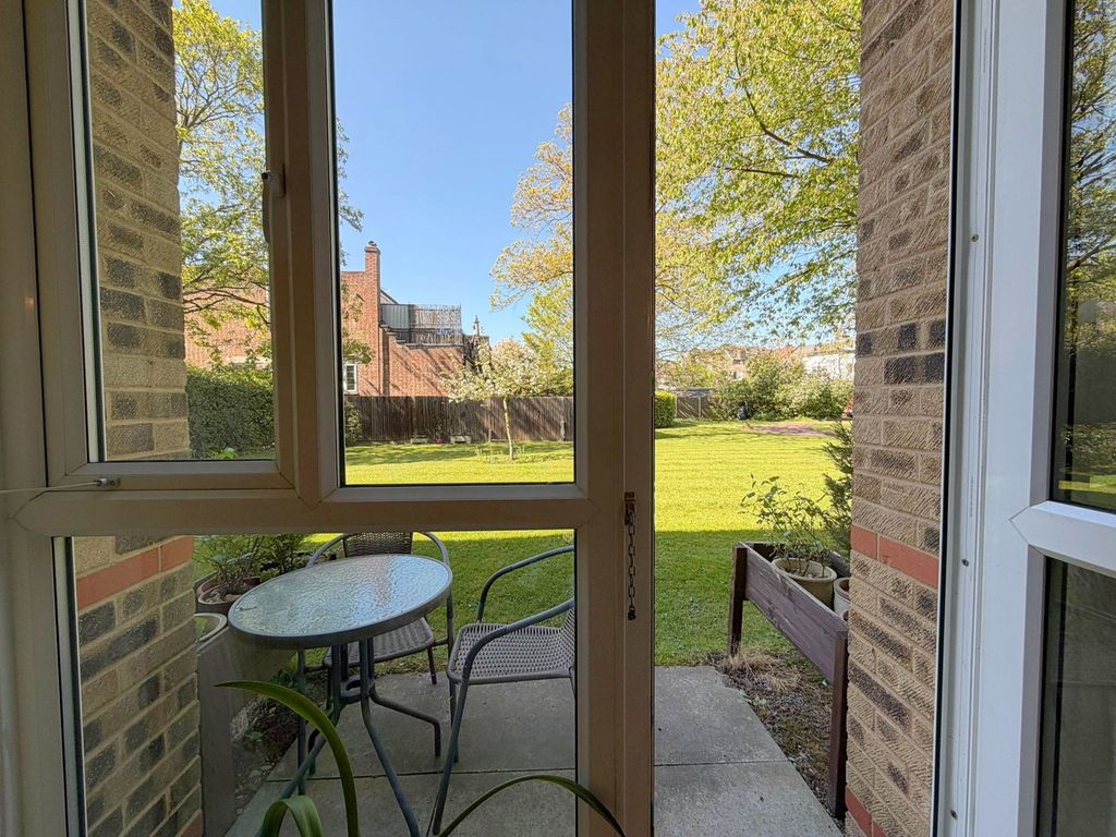 Property photo 3 of 18