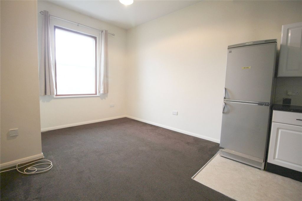 Property photo 3 of 7 Picture No. 05