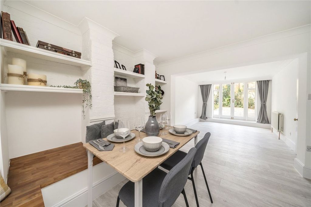 Property photo 3 of 7