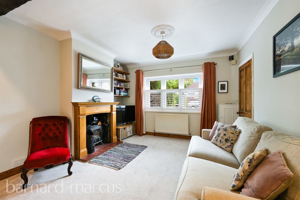 Property photo 3 of 16