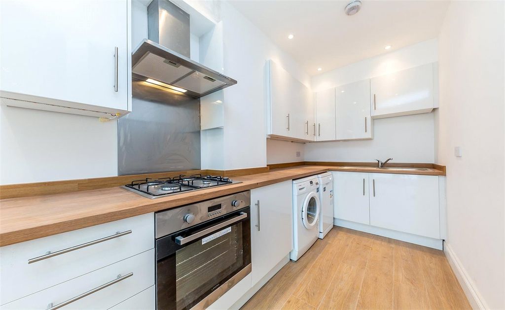 Property photo 3 of 12 Picture No. 09