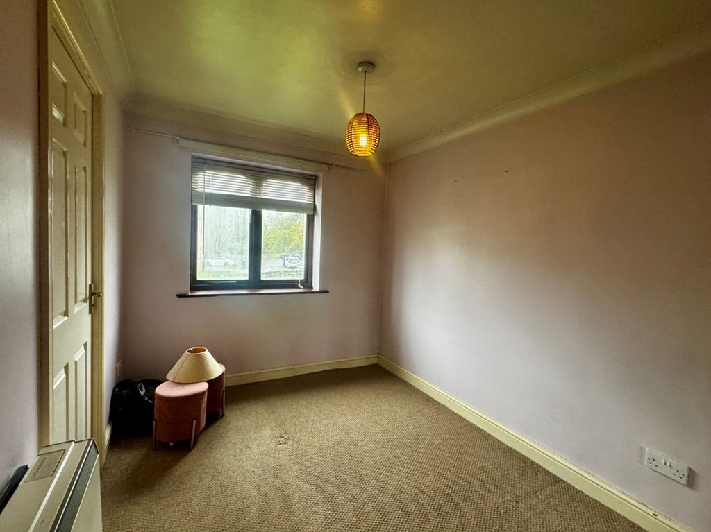 Property photo 3 of 9 Picture No. 11