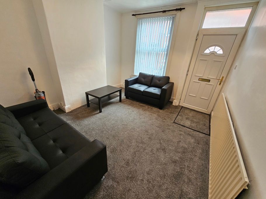 Property photo 2 of 10 Jpg