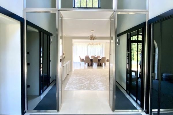 Property photo 1 of 2