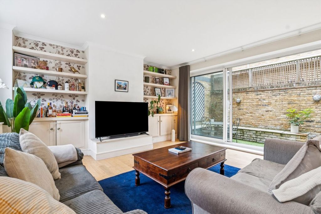 Property photo 3 of 9