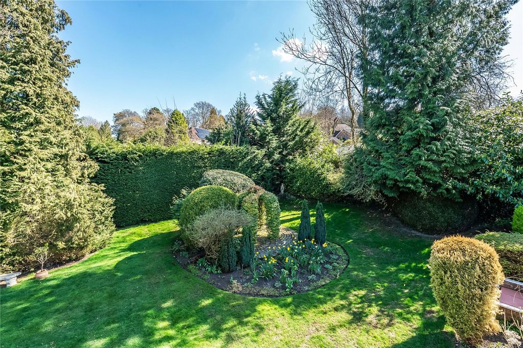 Property photo 2 of 21 Picture No. 35
