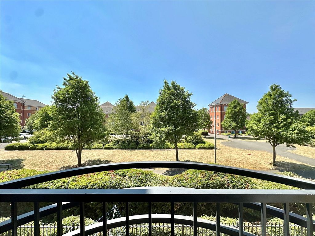Property photo 2 of 13 Picture No. 02