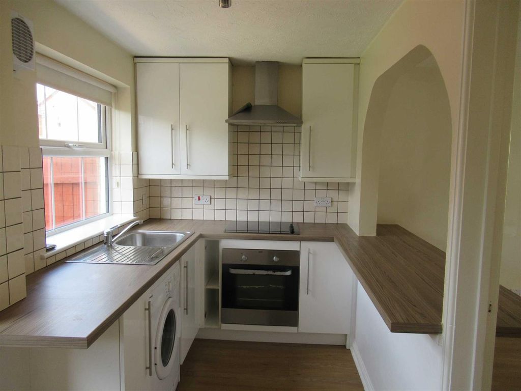 Property photo 3 of 6