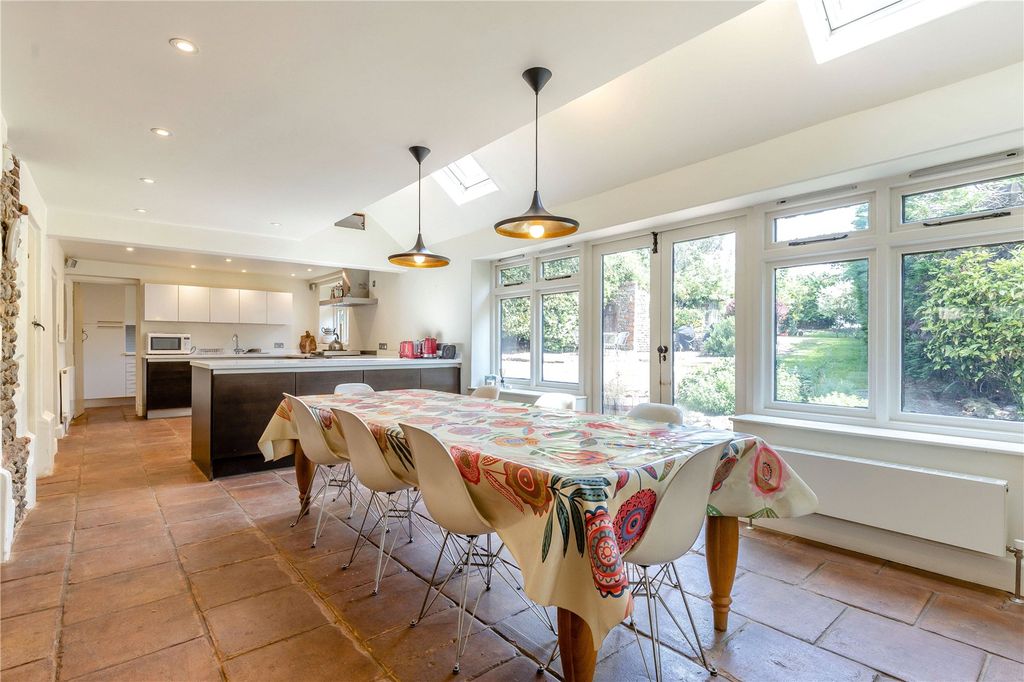 Property photo 2 of 19 Dining Area