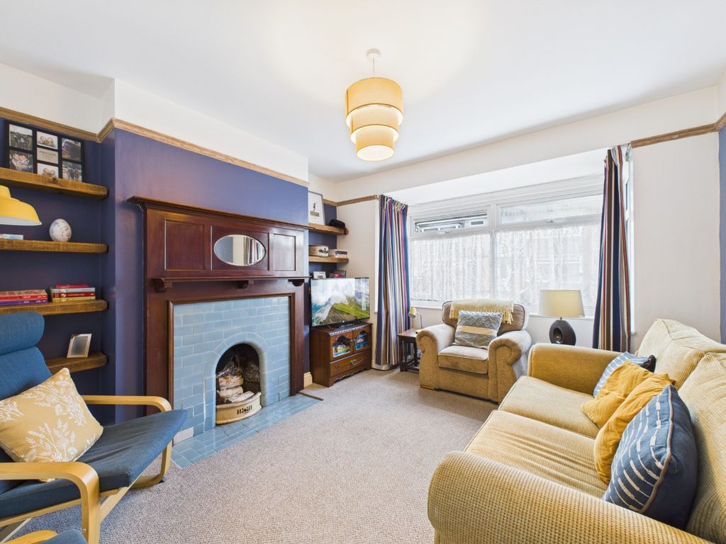 Property photo 3 of 13 4479988