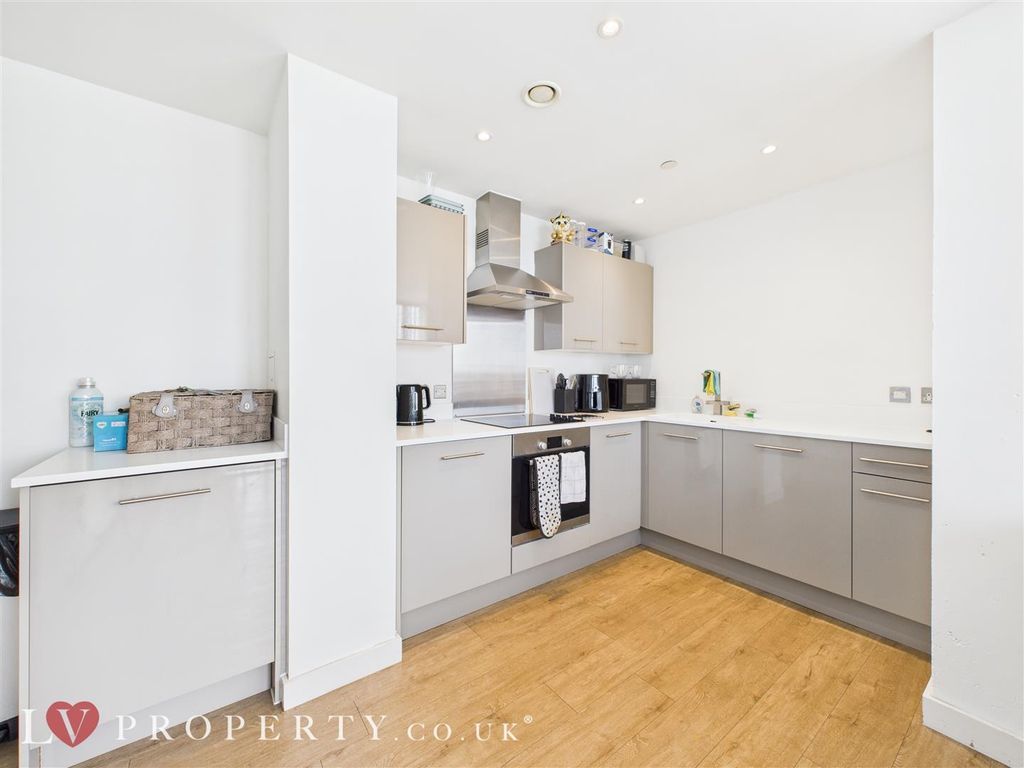 Additional image 4 of 2 bed flat for saleSheepcote Street, Birmingham, West Midlands B16