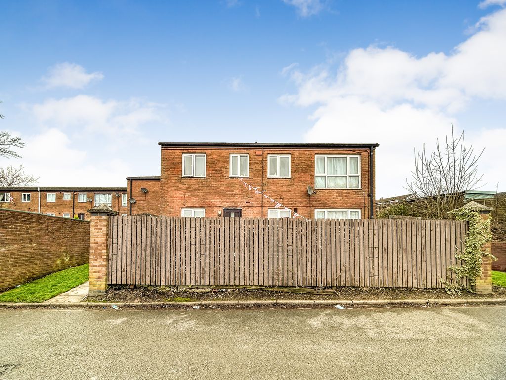 Property photo 1 of 2 108 Poplar Avenue, Horwich, Bolton, Greater Manchester, Bl6 6Ta