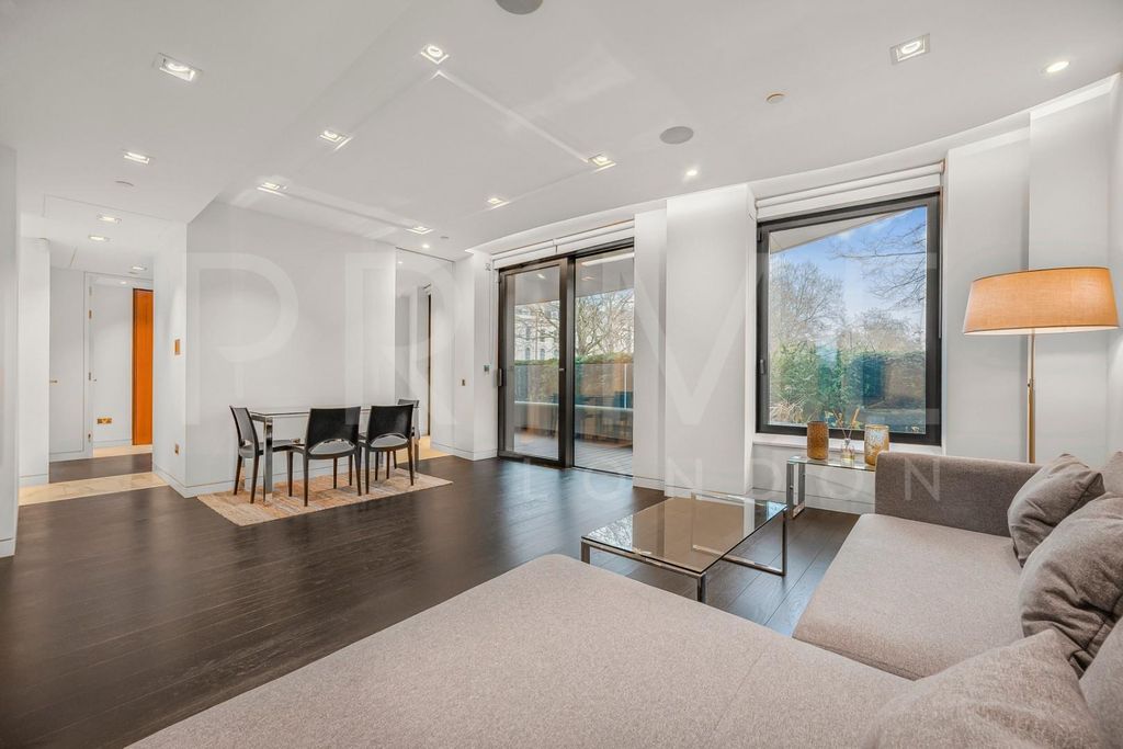 Property photo 1 of 17 Reception2 (35).Jpg