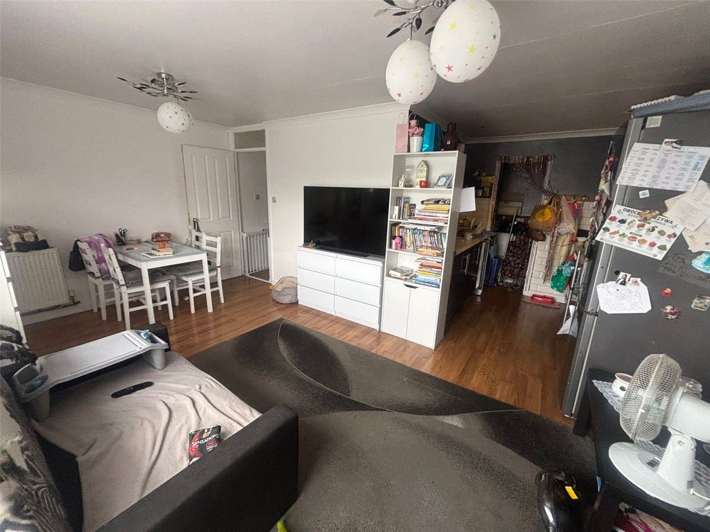 Property photo 1 of 5 Picture No. 06