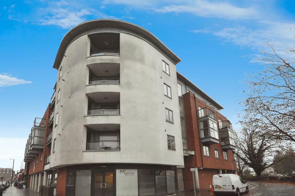 Property photo 1 of 13 Front