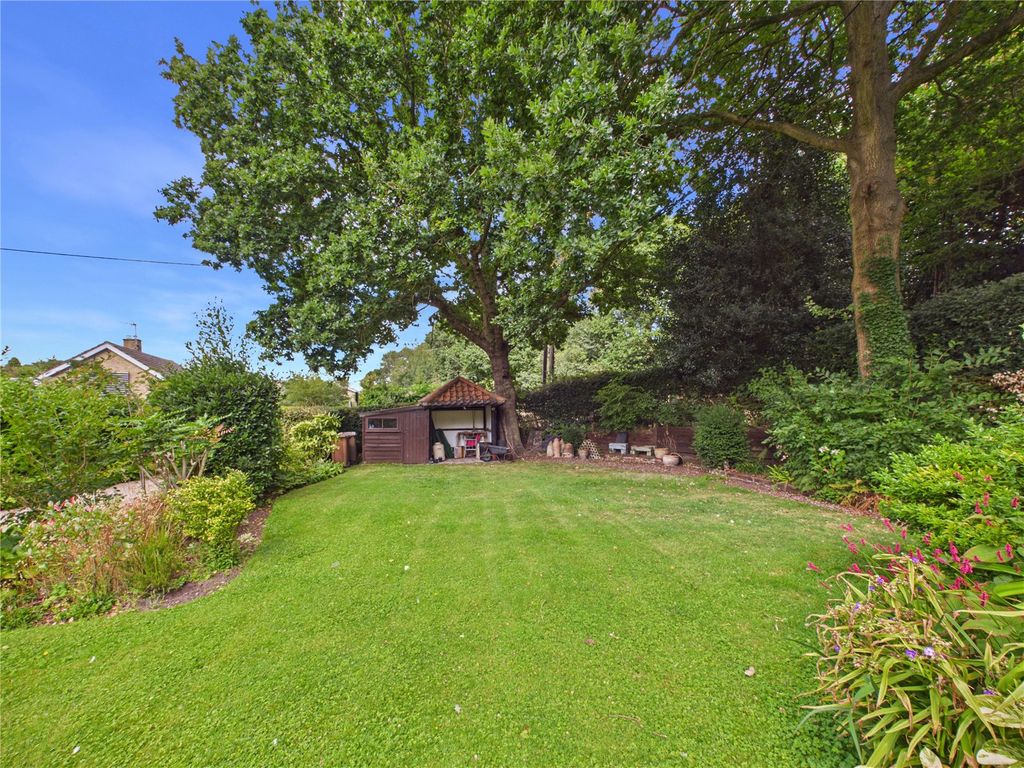 Property photo 2 of 19 Picture No. 02