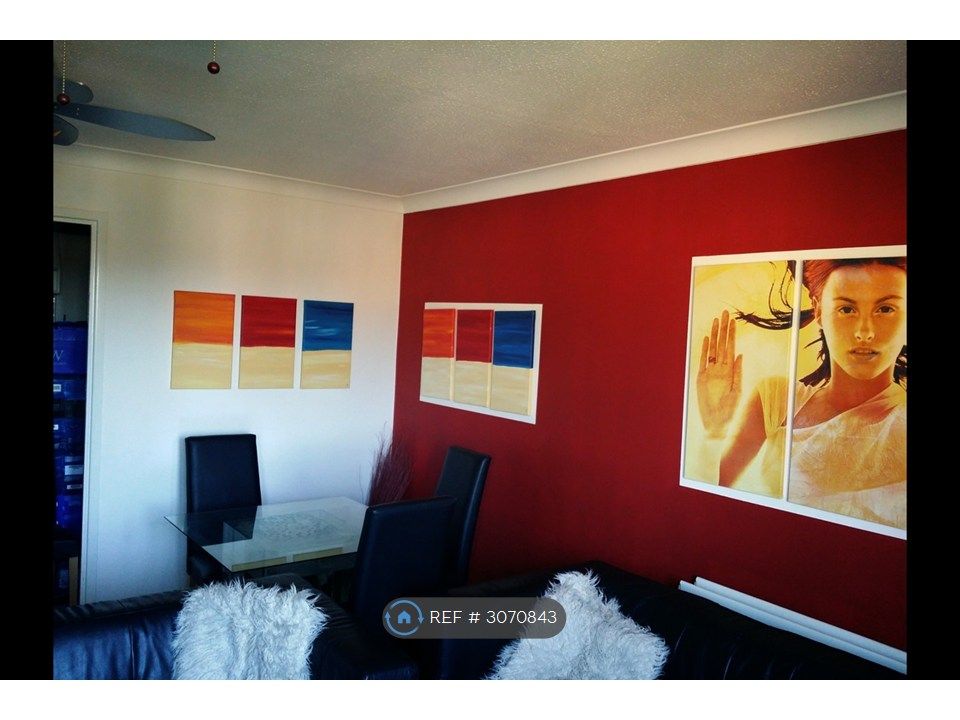 Property photo 2 of 14 Living Room