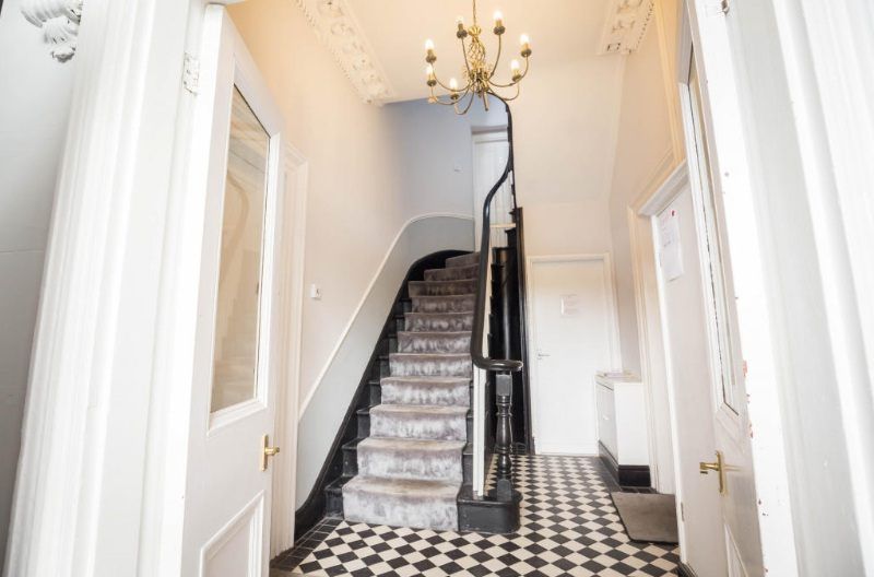 Property photo 3 of 10 Hallway