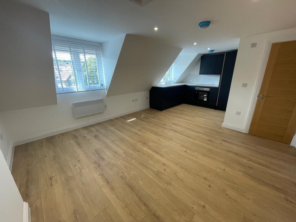 Property photo 1 of 4 Studio