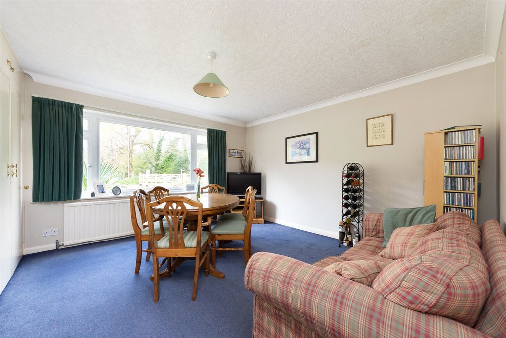 Property photo 3 of 20 Picture No. 05