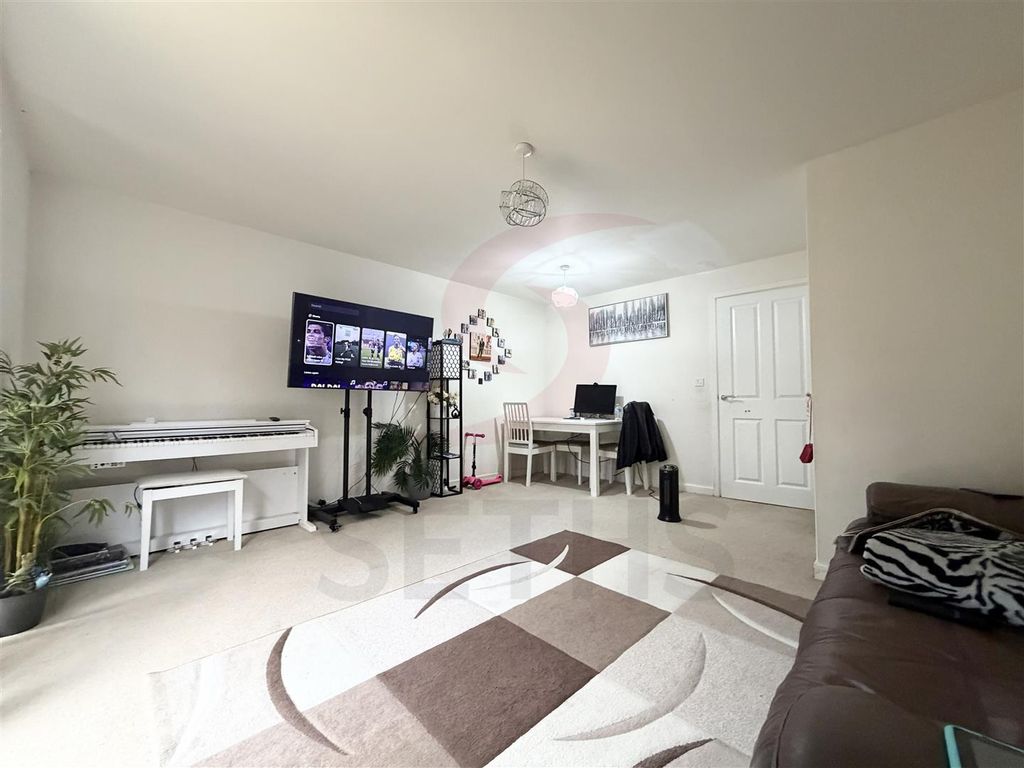 Property photo 3 of 9 Reception Room