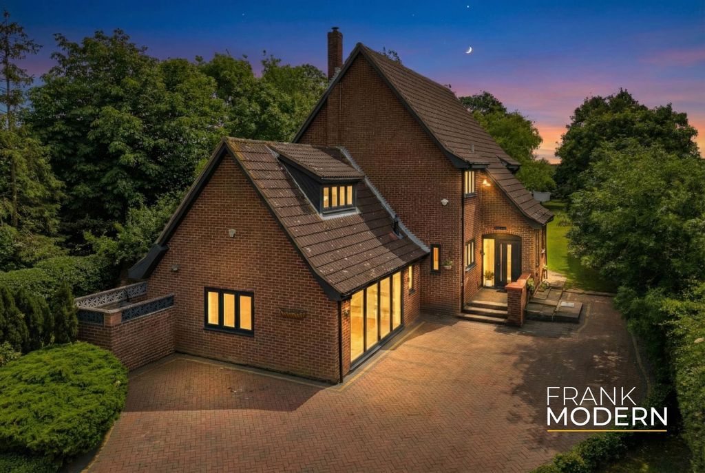 Property photo 1 of 50 Dusk