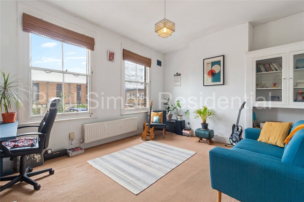Property photo 2 of 12 Picture No. 01