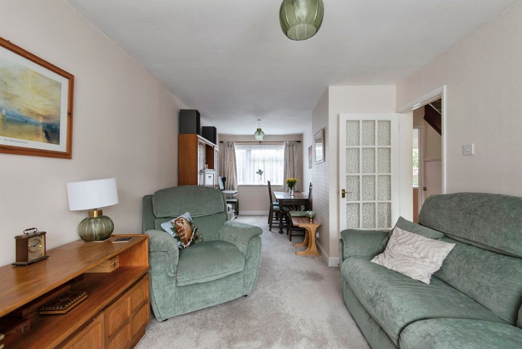 Property photo 3 of 17