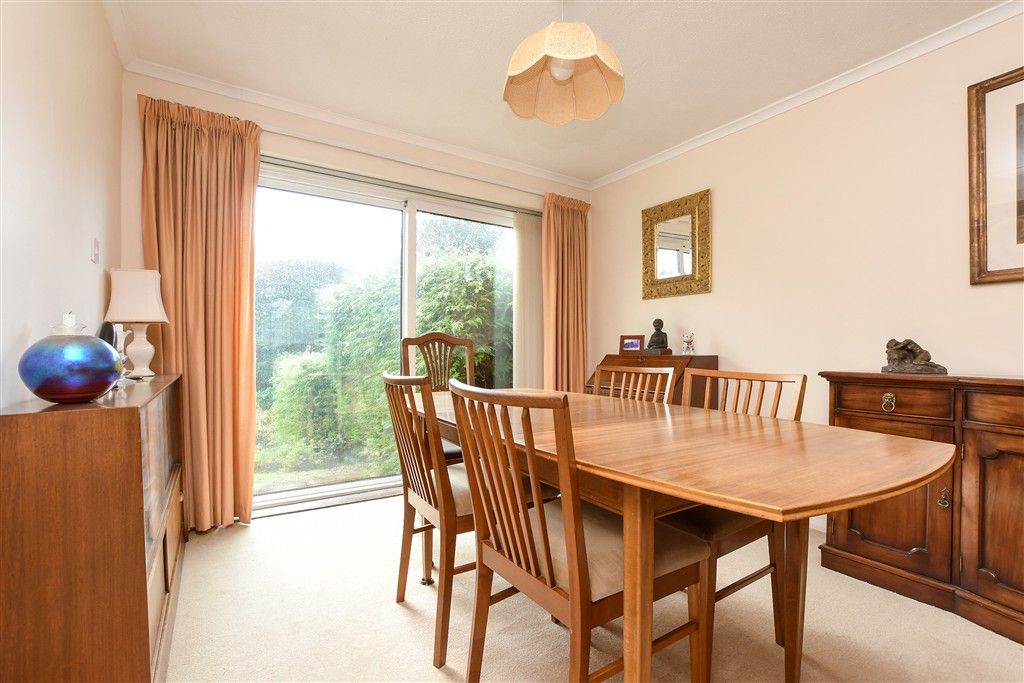 Property photo 2 of 18 Dining Area