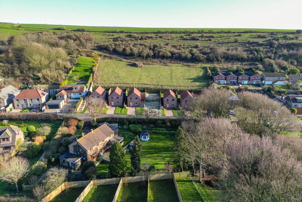 Property photo 1 of 24 4780861