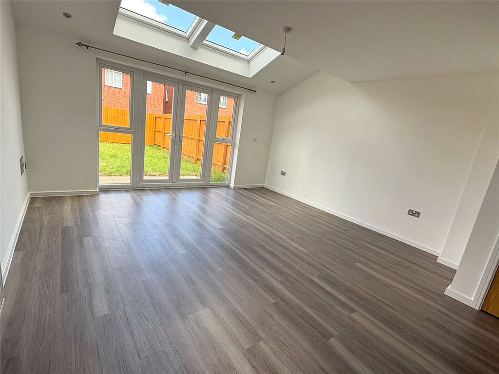 Property photo 2 of 14 Living Room