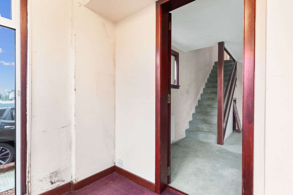 Property photo 3 of 39 Property Image 3