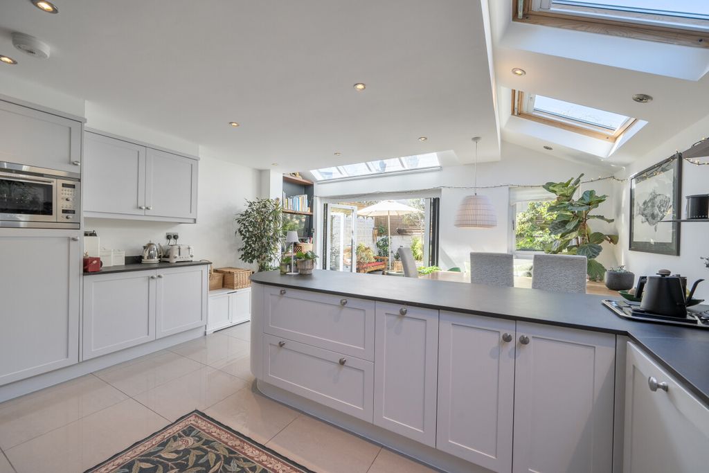 Property photo 2 of 22 1440286-17-69F337...