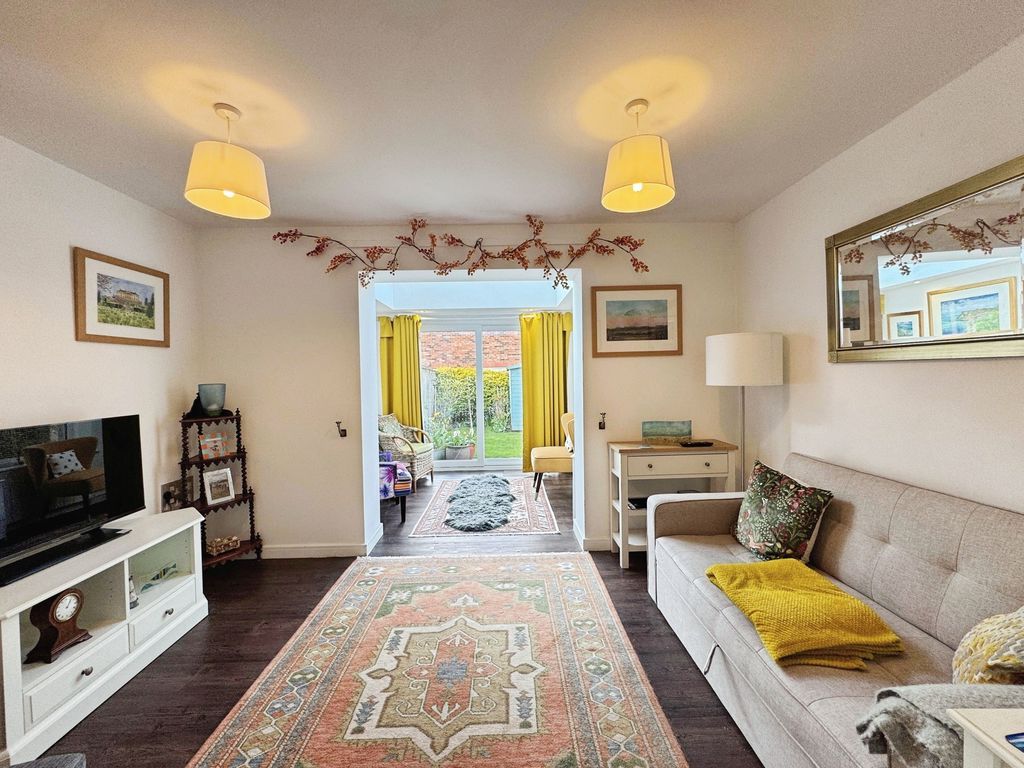 Property photo 3 of 19 Photo 17